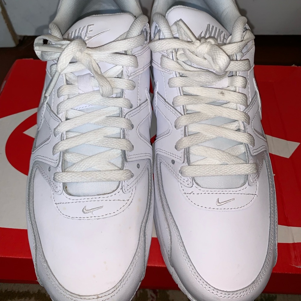 Nike Air Max Command Leather